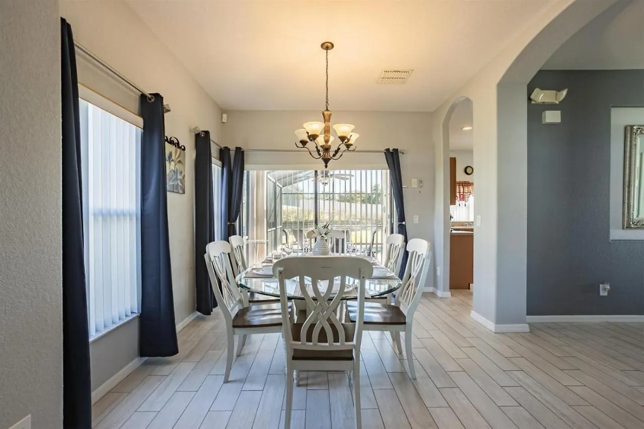 Lazy Breeze Villa- Pool-Spa, Gameroom, Near Disney Davenport