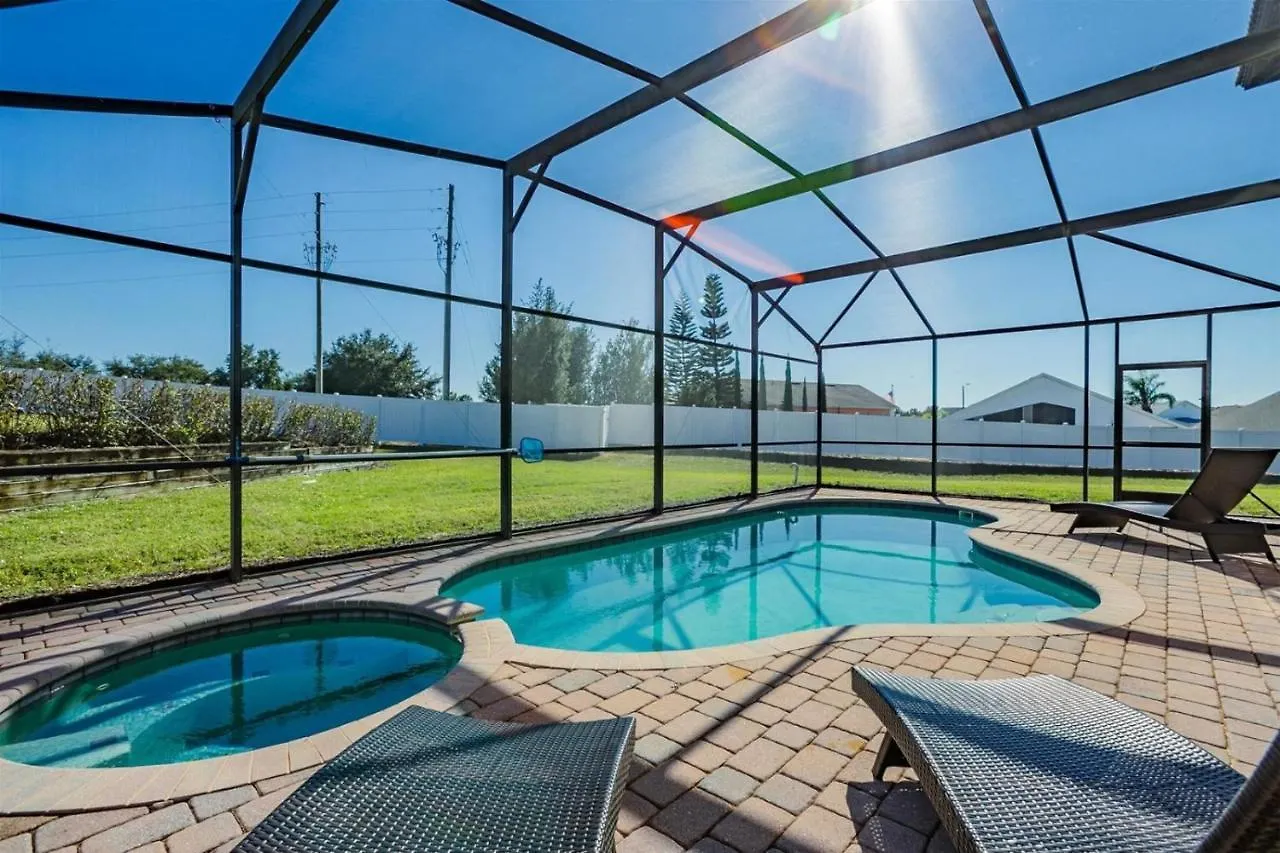 Lazy Breeze Villa- Pool-Spa, Gameroom, Near Disney location