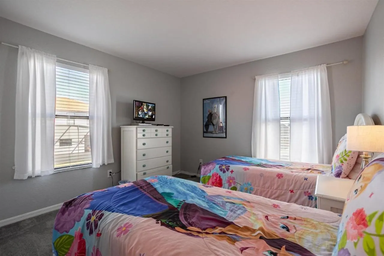 Holiday home Lazy Breeze Villa- Pool-Spa, Gameroom, Near Disney Davenport