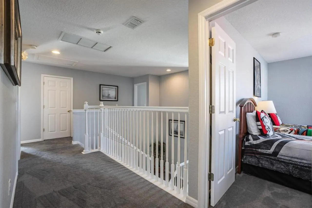 Lazy Breeze Villa- Pool-Spa, Gameroom, Near Disney Davenport