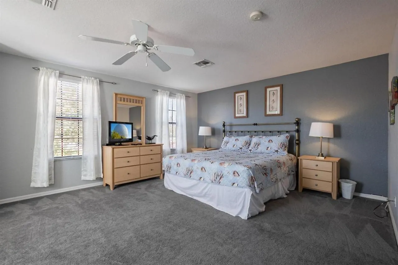 Holiday home Lazy Breeze Villa- Pool-Spa, Gameroom, Near Disney Davenport