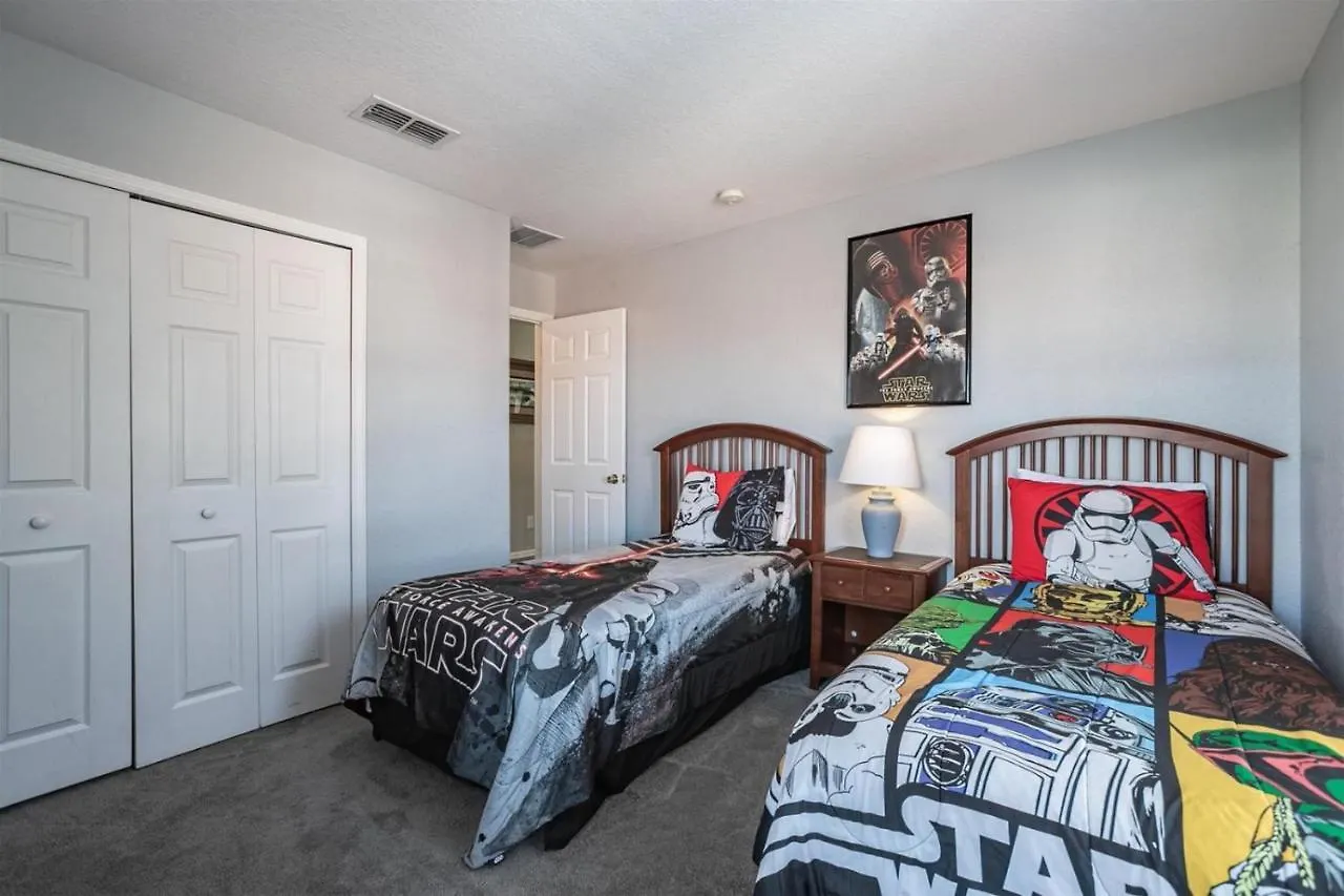Lazy Breeze Villa- Pool-Spa, Gameroom, Near Disney Davenport 0*,
