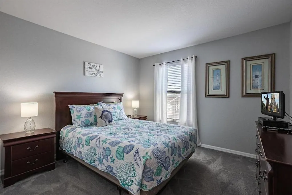 Lazy Breeze Villa- Pool-Spa, Gameroom, Near Disney Davenport Holiday home